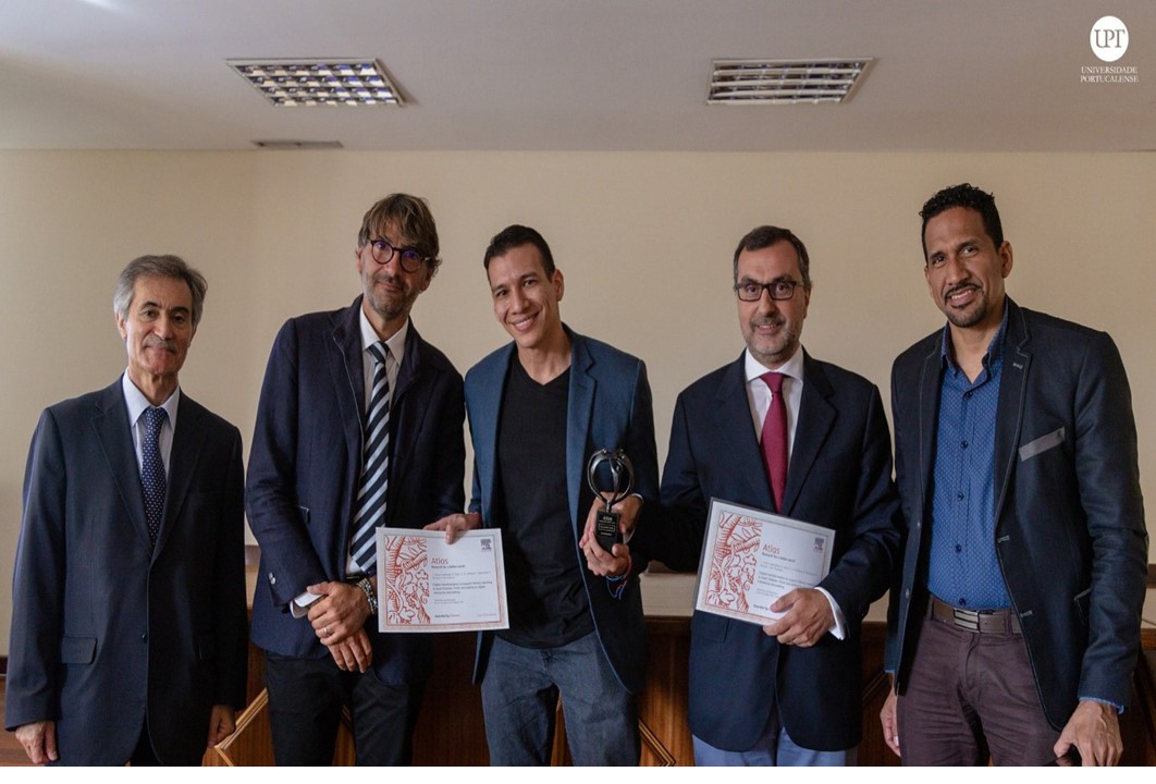 El Profesor Leandro Flórez de la UNIAJC fue galardonado con el Premio Atlas.