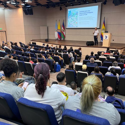 La Facultad de Ciencias Sociales y Humanas dio la bienvenida a sus profesores