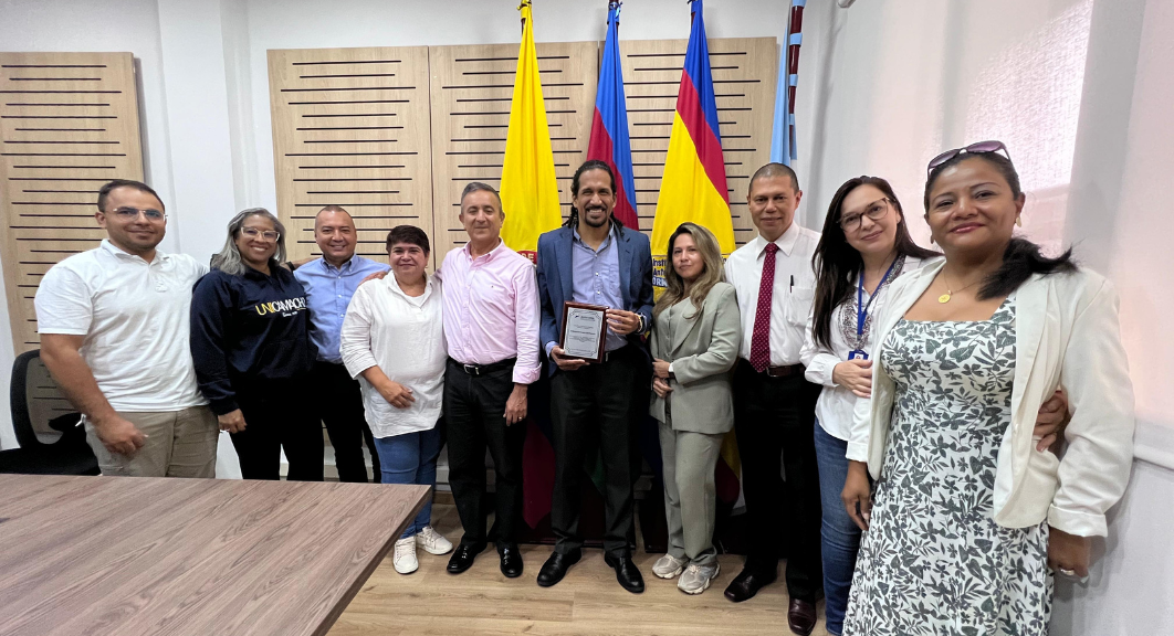 Recibimos Reconocimiento al Compromiso en la Formación de Veedores Ciudadanos