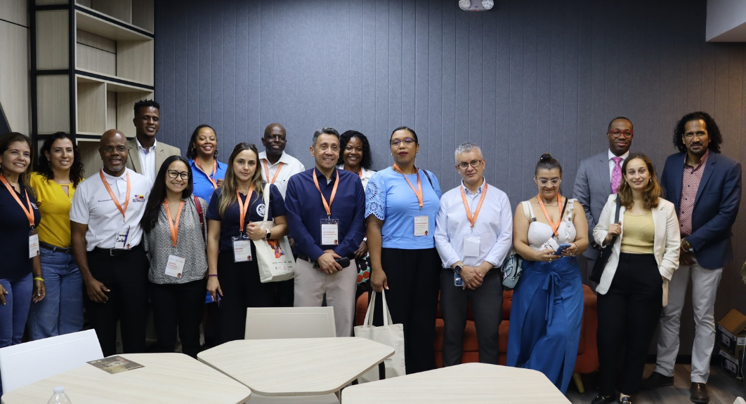 Unicamacho presenta Proyectos Innovadores en la Cumbre EE.UU.-Colombia