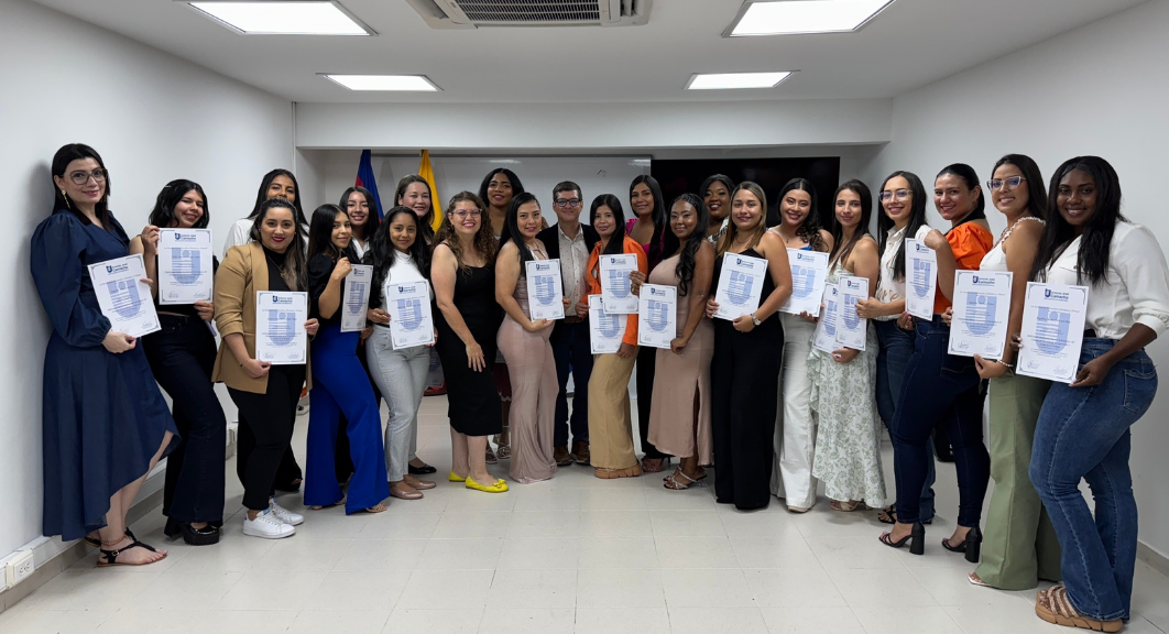 Exitosa entrega de 60 Diplomados en Unicamacho