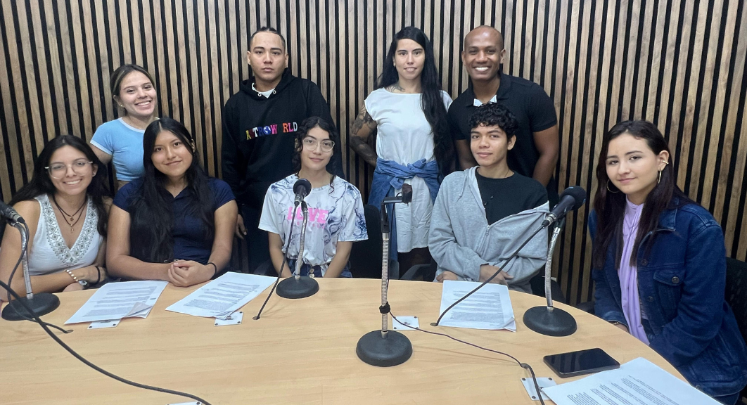 Radio Uniajc como espacio de prácticas para los estudiantes en Unicamacho