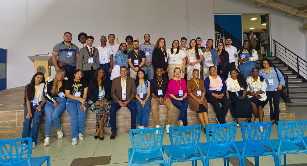 Unicamacho se destaca en el Encuentro Regional e Internacional de Semilleros de Investigación ACIET 2025
