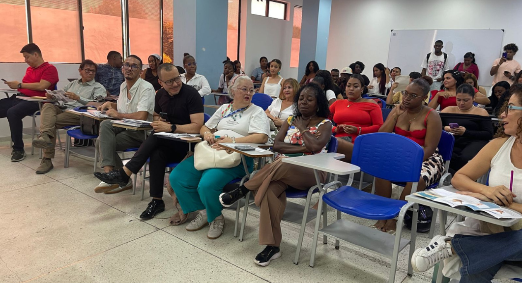 Estudiantes presentaron sus anteproyectos de grado en el “One two one”