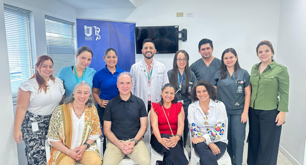 El presidente de la Asociación Internacional de Ergonomía (IEA) visitó Unicamacho
