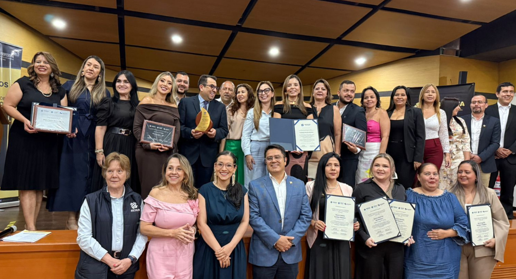 ASCOLFA recorrió diferentes regiones en la celebración del Día del Administrador de Empresas