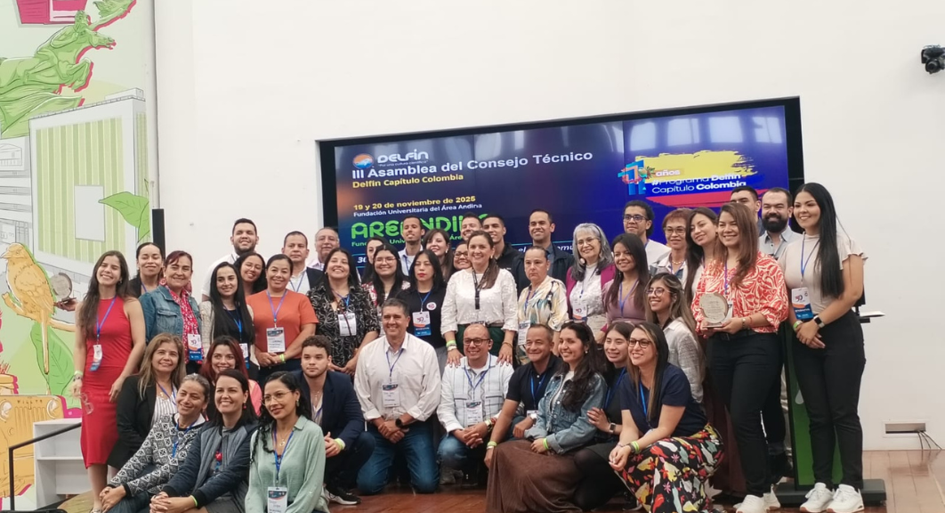 Orgullo Unicamacho: Decano de Investigaciones recibe reconocimiento del Programa Delfín